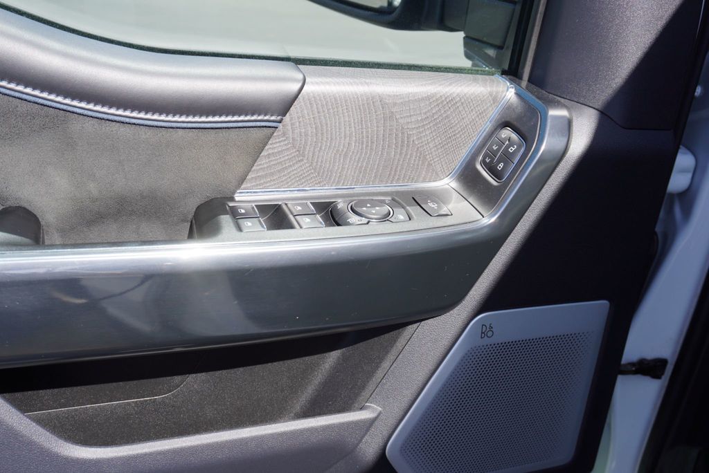 2025 Ford SUPER DUTY F-350 PLATINUM - 23027728 - 28