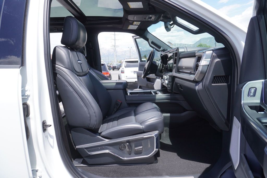 2025 Ford SUPER DUTY F-350 PLATINUM - 23032598 - 26