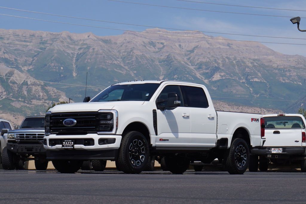 2025 Ford F-350 Platinum photo 2