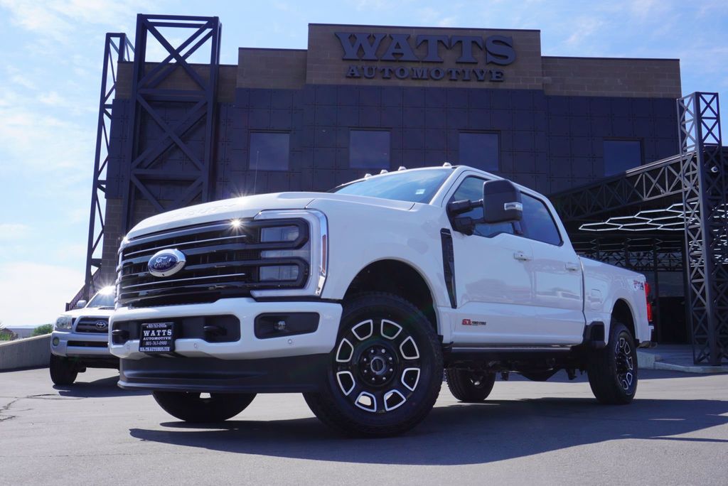 2025 Ford F-350 Platinum photo 3