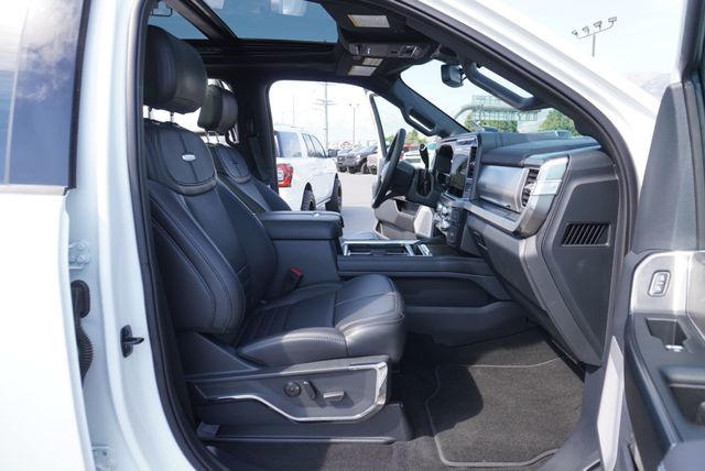 2025 Ford SUPER DUTY F-350 PLATINUM FX4 - 22919772 - 27