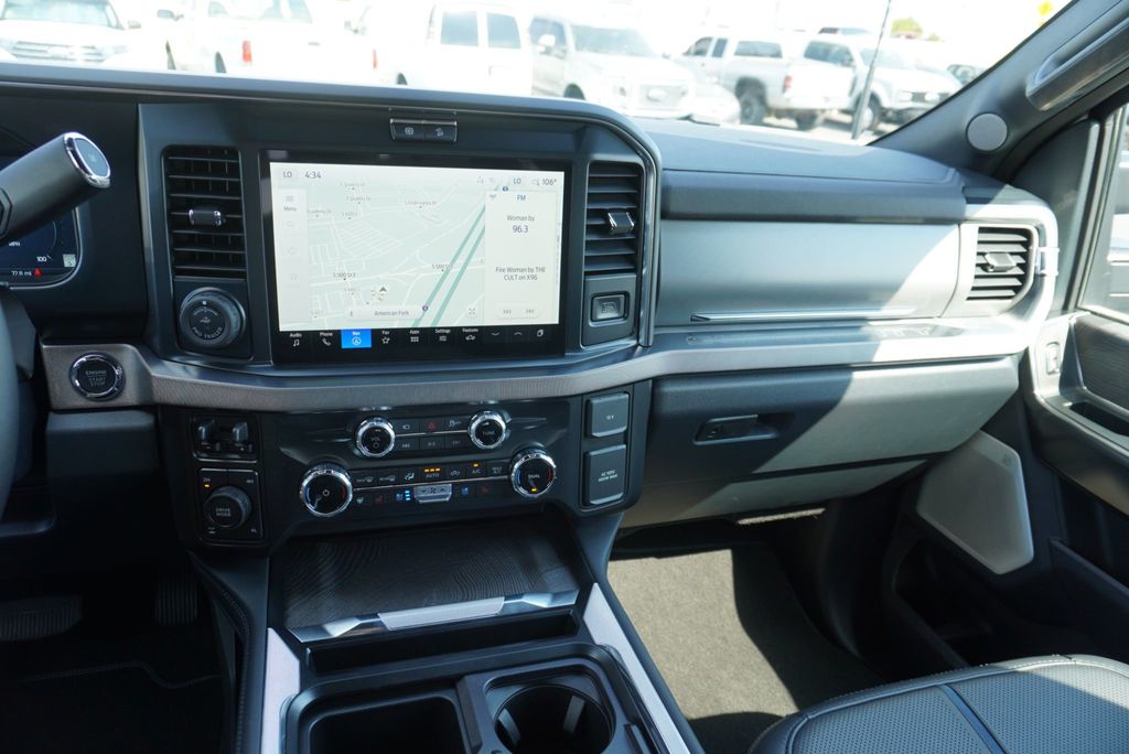 2025 Ford SUPER DUTY F-350 PLATINUM FX4 - 22919772 - 36