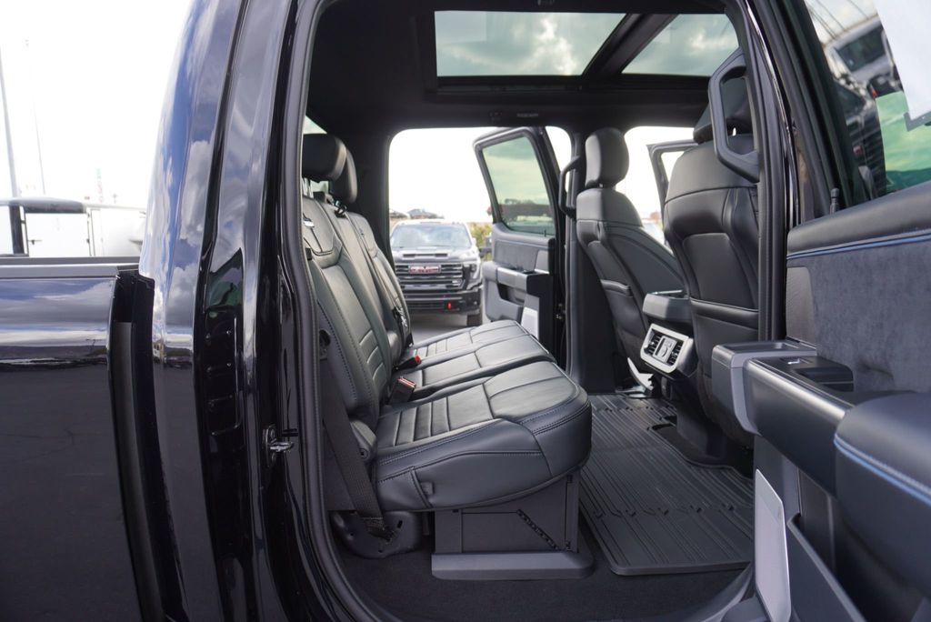 2025 Ford SUPER DUTY F-350 PLATINUM FX4 - 22921441 - 27