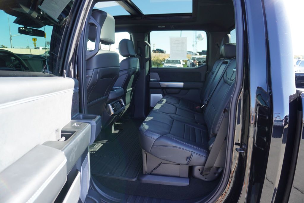 2025 Ford SUPER DUTY F-350 PLATINUM FX4 - 22937659 - 27