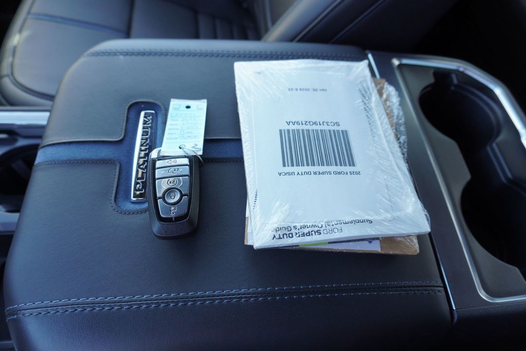 2025 Ford SUPER DUTY F-350 PLATINUM FX4 - 22937659 - 58