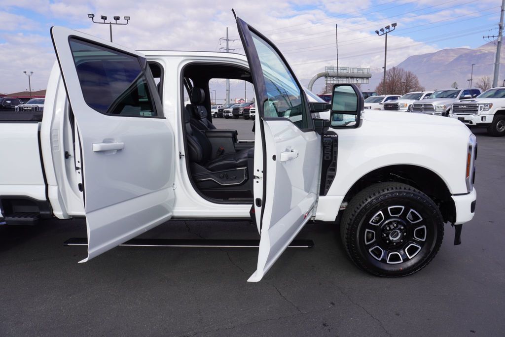 2025 Ford SUPER DUTY F-350 PLATINUM FX4 - 22951235 - 29
