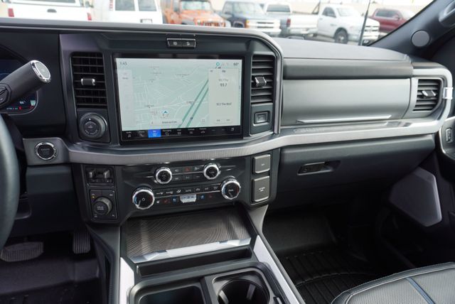 2025 Ford SUPER DUTY F-350 PLATINUM FX4 - 22951235 - 35