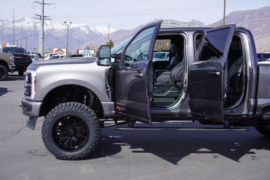 2025 Ford SUPER DUTY F-350 PLATINUM FX4 - 23004962 - 13