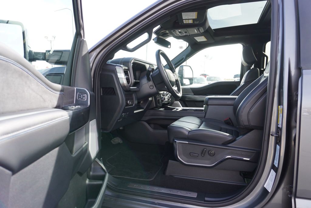 2025 Ford SUPER DUTY F-350 PLATINUM FX4 - 23004962 - 20