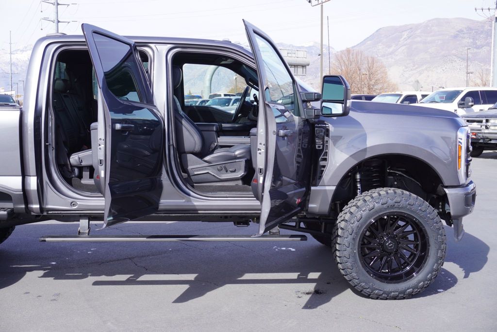2025 Ford SUPER DUTY F-350 PLATINUM FX4 - 23004962 - 24
