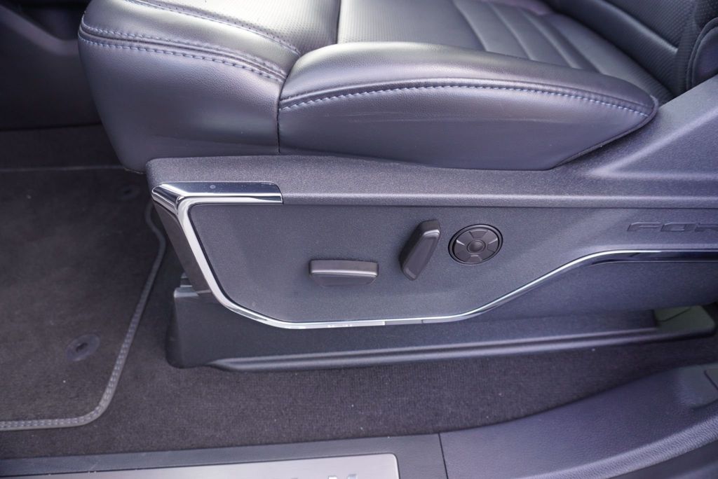 2025 Ford SUPER DUTY F-350 PLATINUM FX4 - 23014203 - 29