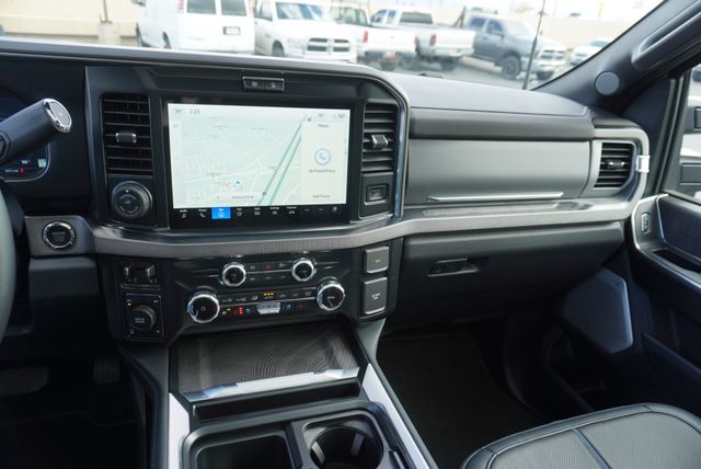 2025 Ford SUPER DUTY F-350 PLATINUM FX4 - 23014203 - 34