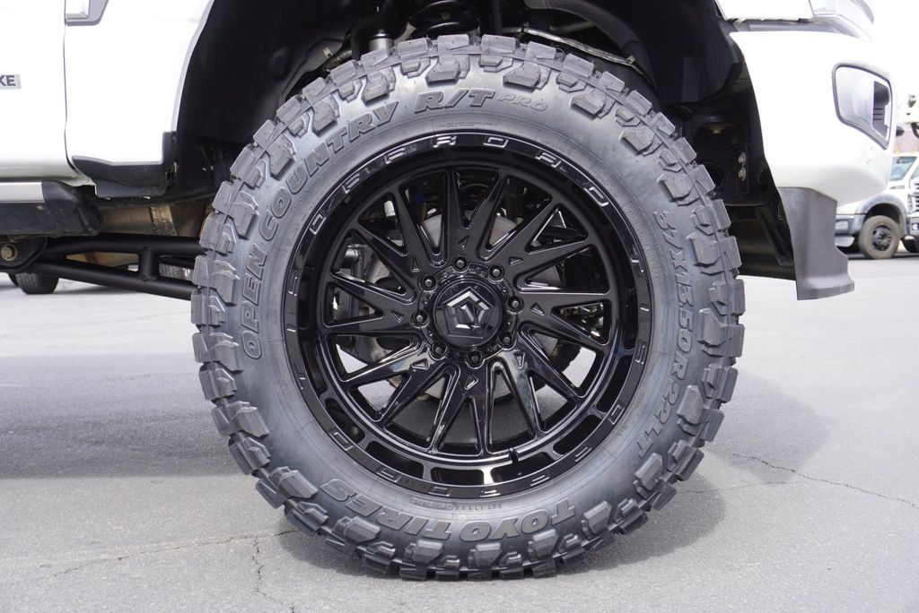 2025 Ford SUPER DUTY F-350 PLATINUM PLUS - 22995425 - 17