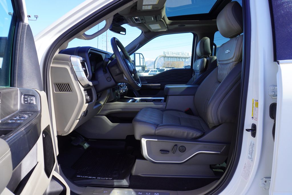 2025 Ford SUPER DUTY F-350 PLATINUM PLUS - 22995425 - 25