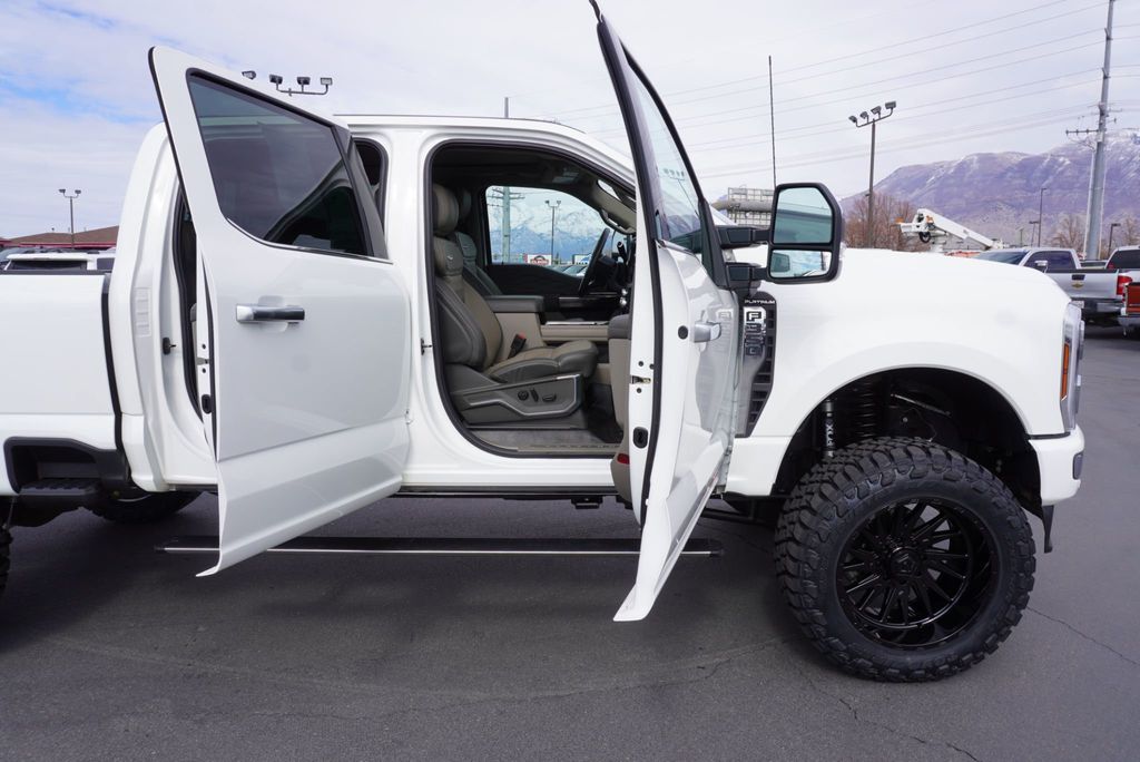 2025 Ford SUPER DUTY F-350 PLATINUM PLUS - 22995425 - 30
