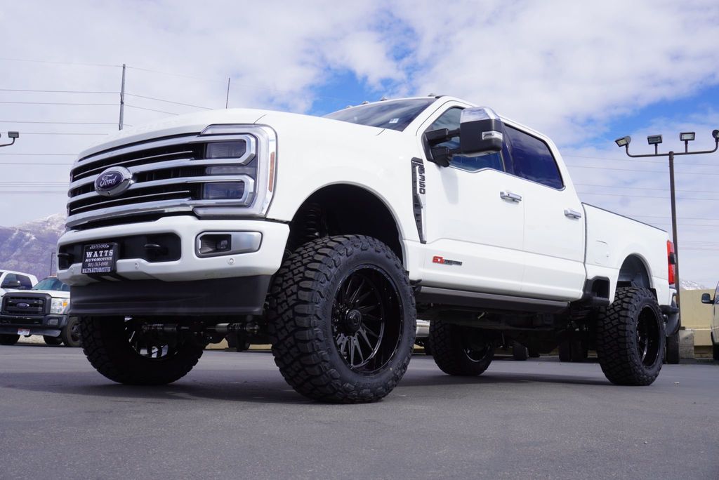 2025 Ford SUPER DUTY F-350 PLATINUM PLUS - 22995425 - 5