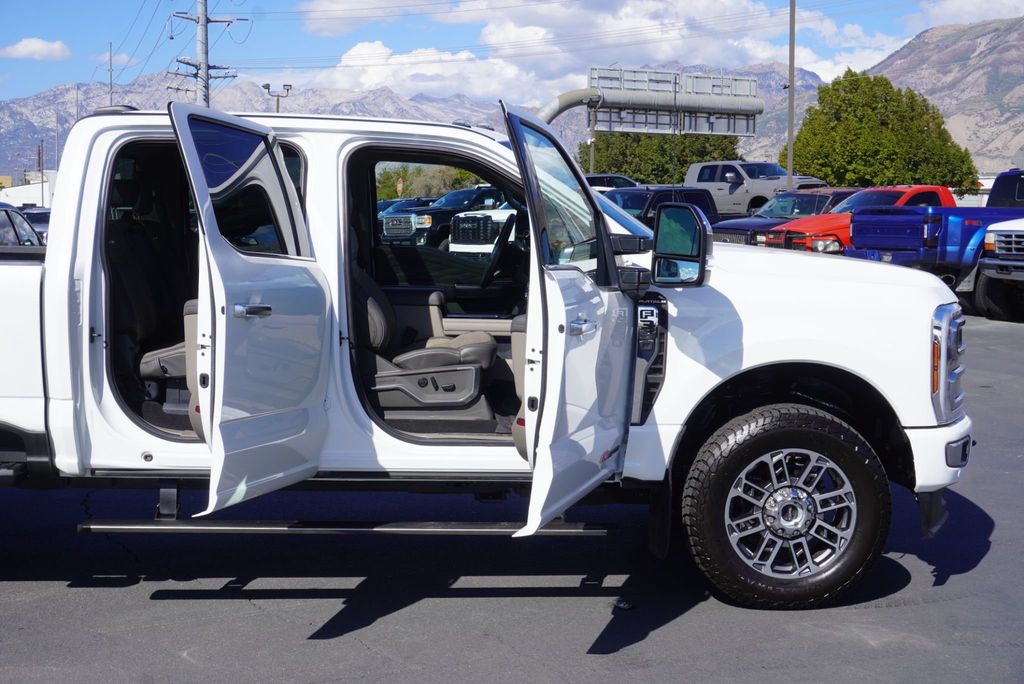 2025 Ford SUPER DUTY F-350 PLATINUM PLUS - 23083090 - 25