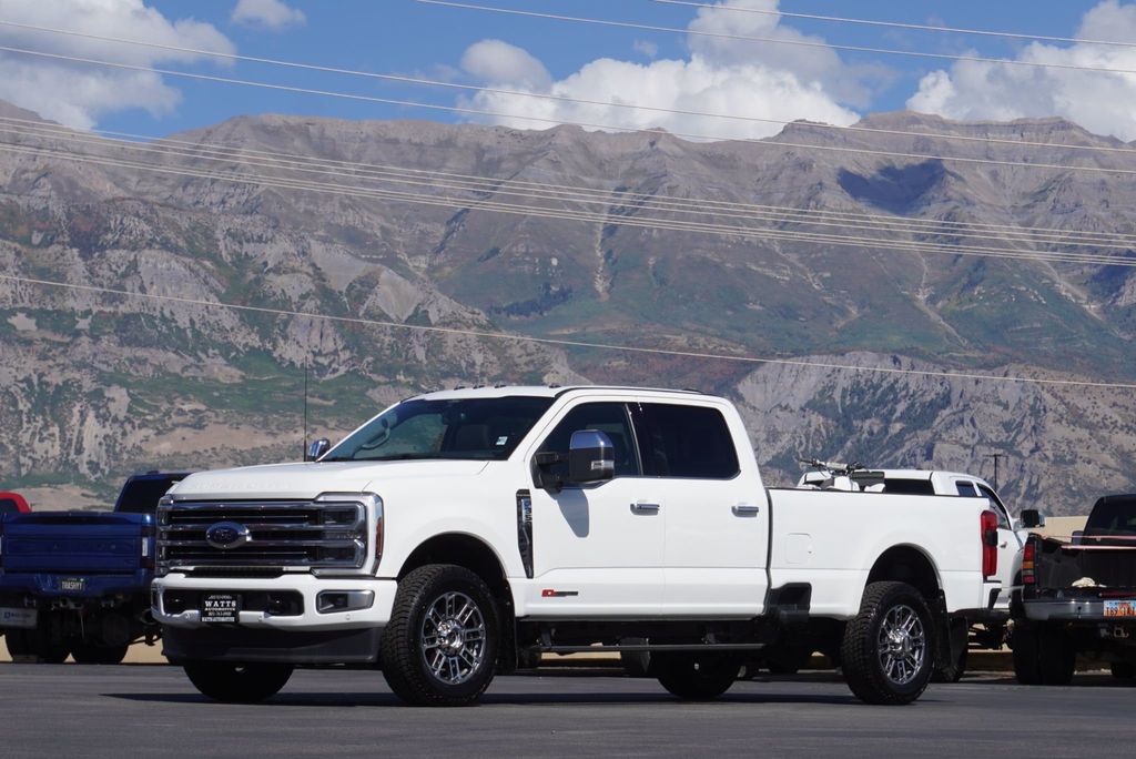 2025 Ford SUPER DUTY F-350 PLATINUM PLUS - 23083090 - 4