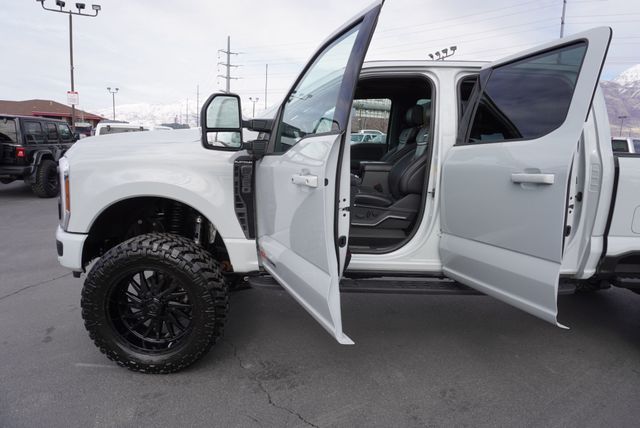 2025 Ford SUPER DUTY F-350 PLATINUM TREMOR - 22995427 - 25