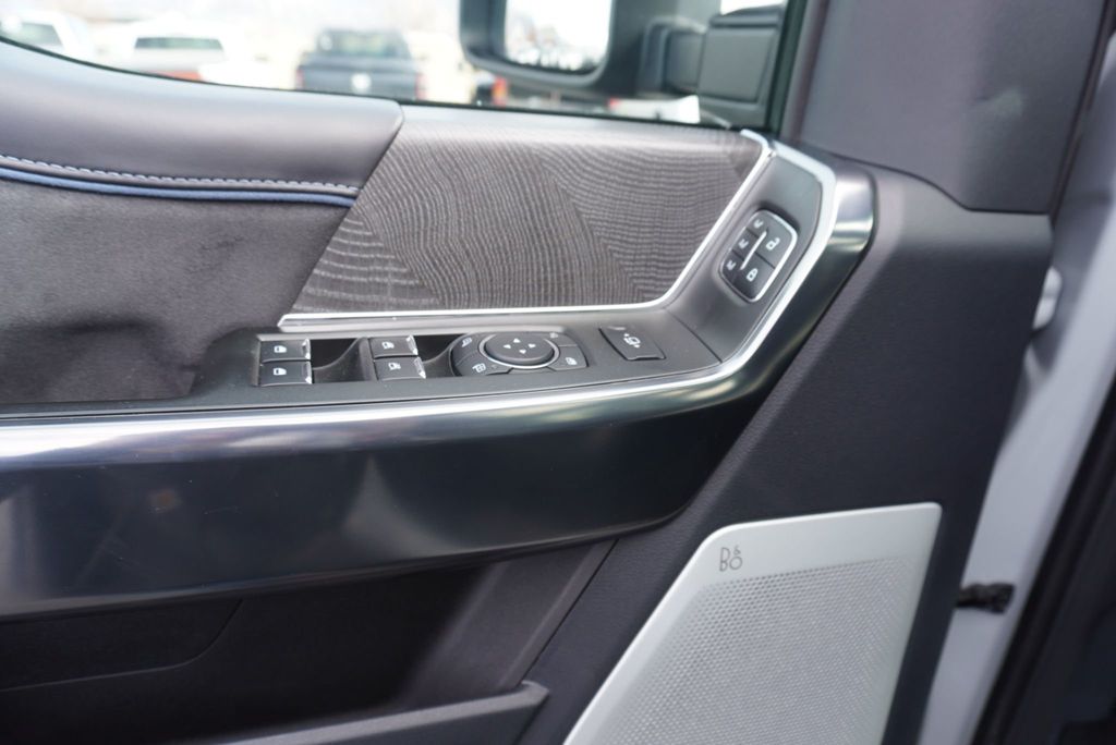 2025 Ford SUPER DUTY F-350 PLATINUM TREMOR - 22995427 - 30