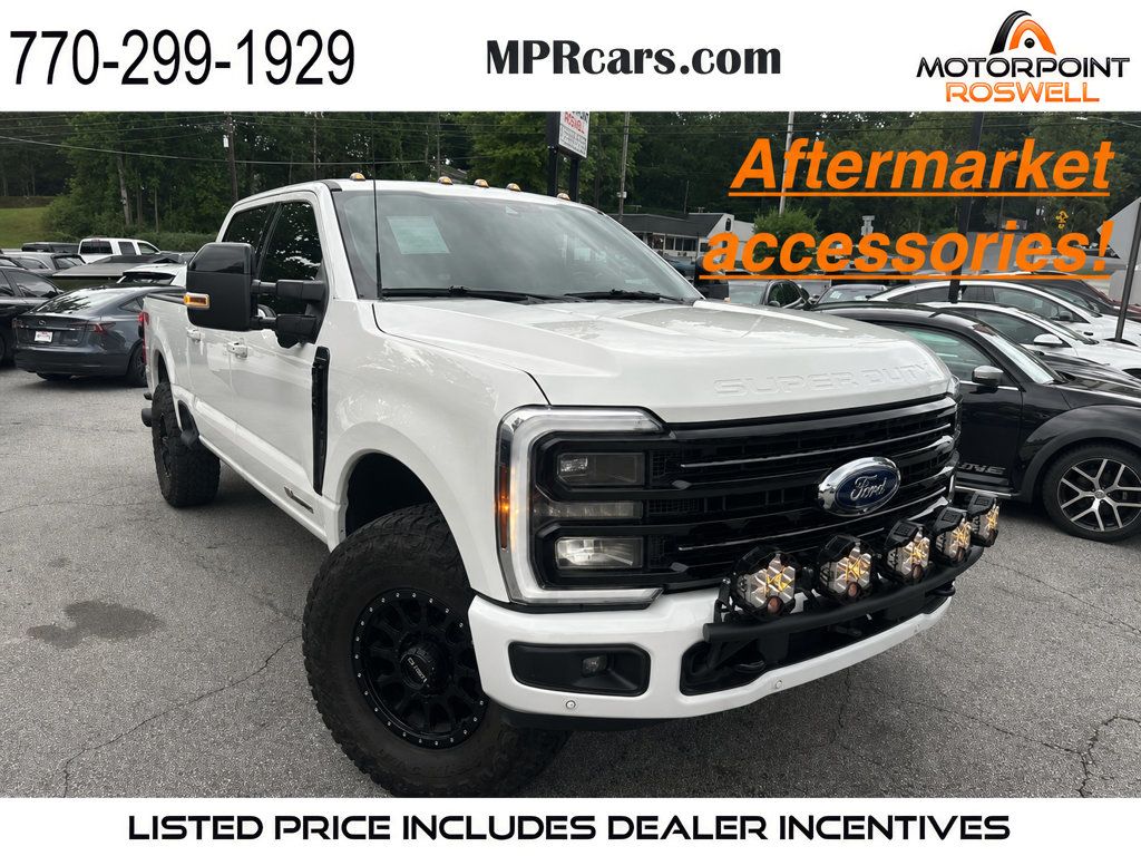 Ford Super Duty F-350 SRW Platinum 4WD Crew Cab 6.75' Box