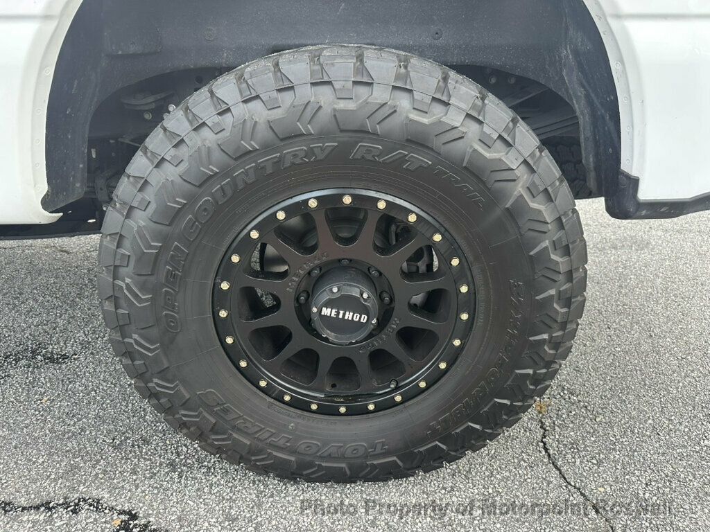 Ford Super Duty F-350 SRW Platinum 4WD Crew Cab 6.75' Box photo 40