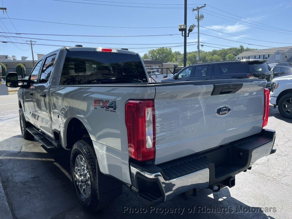 2025 Ford Super Duty F-350 SRW XLT 4WD Crew Cab 6.75' Box - 23079904 - 4