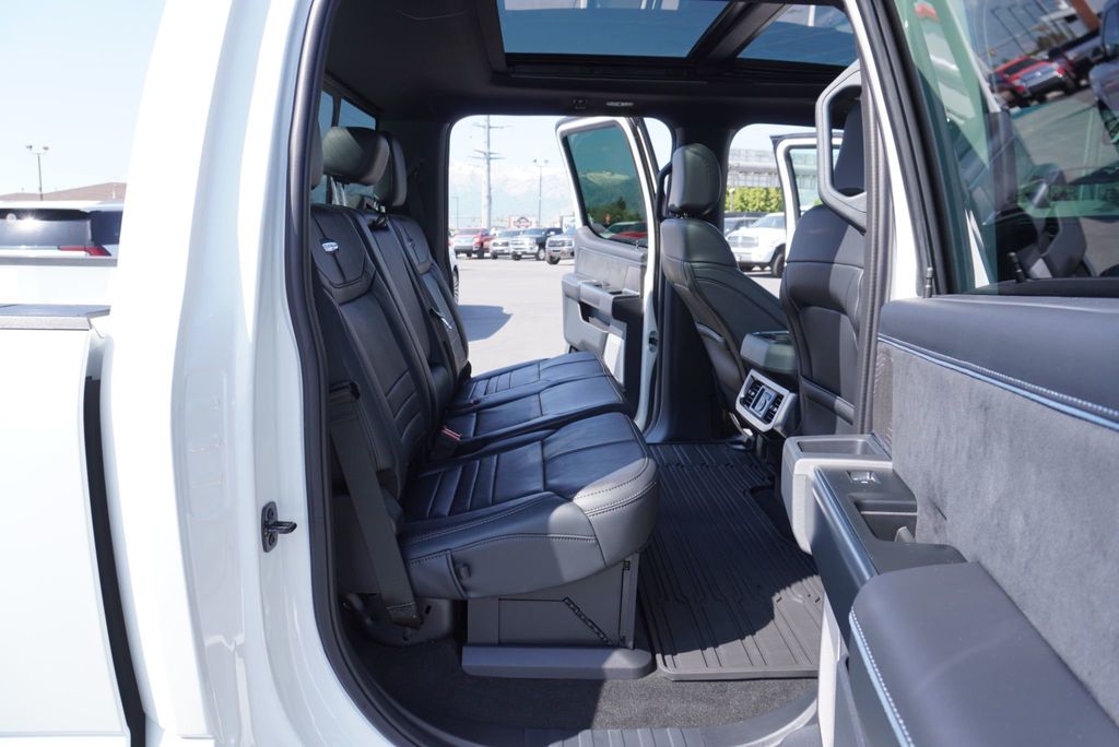 2025 Ford SUPER DUTY F-450 PLATINUM  - 22944730 - 30