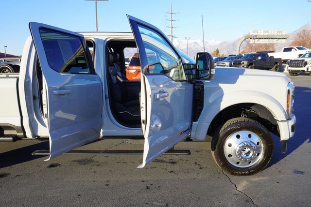 2025 Ford SUPER DUTY F-450 PLATINUM - 22965380 - 28