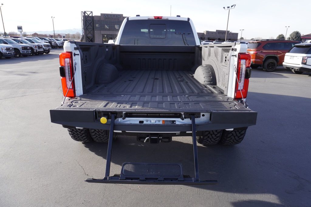 2025 Ford SUPER DUTY F-450 PLATINUM - 22977787 - 10