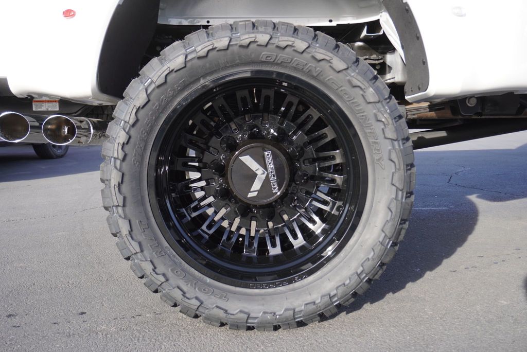 2025 Ford SUPER DUTY F-450 PLATINUM - 22977787 - 17