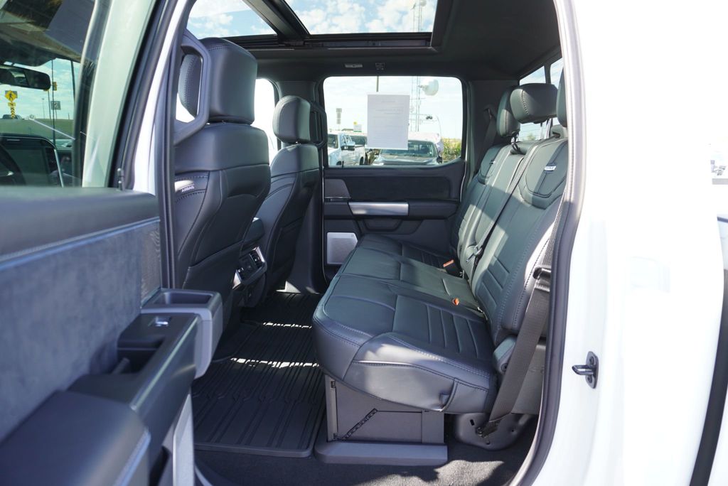 2025 Ford SUPER DUTY F-450 PLATINUM - 22977787 - 25