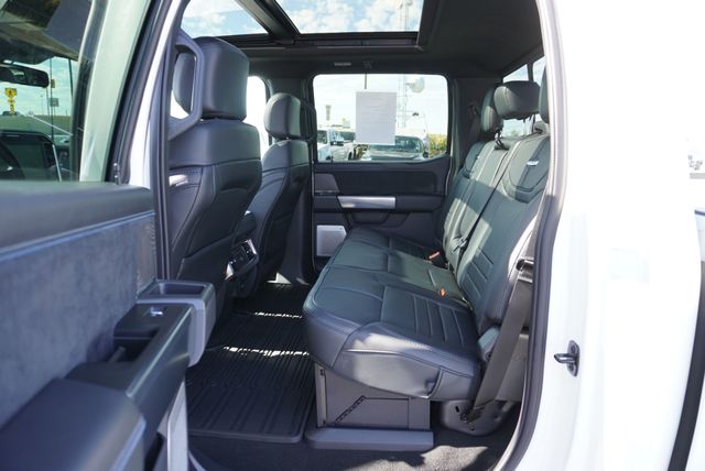 2025 Ford SUPER DUTY F-450 PLATINUM - 22977787 - 25