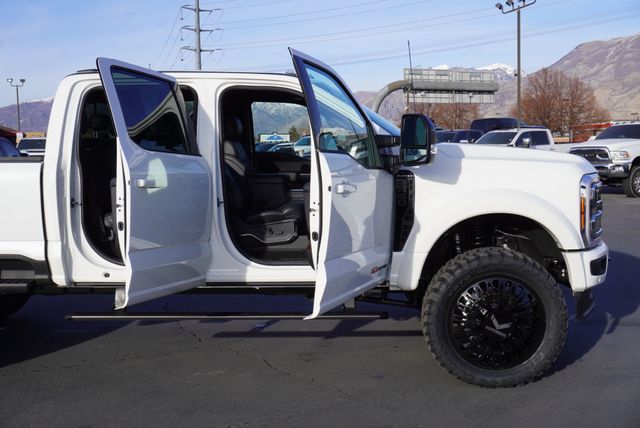 2025 Ford SUPER DUTY F-450 PLATINUM - 22977787 - 29