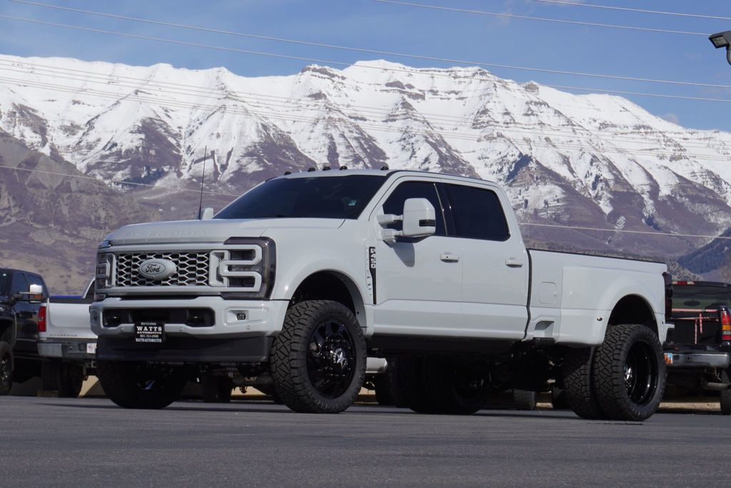 2025 Ford SUPER DUTY F-450 PLATINUM - 22997731 - 1