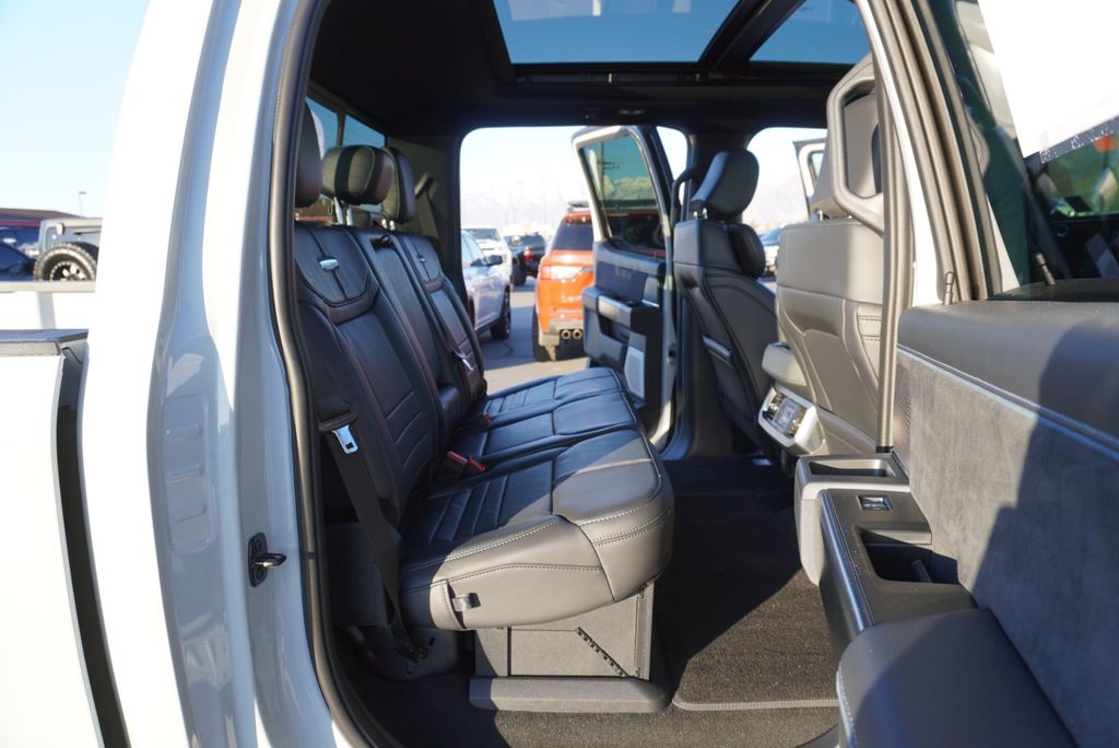 2025 Ford SUPER DUTY F-450 PLATINUM - 22997731 - 25