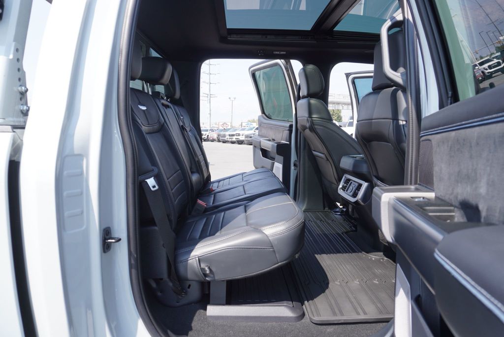 2025 Ford SUPER DUTY F-450 PLATINUM - 23063251 - 34
