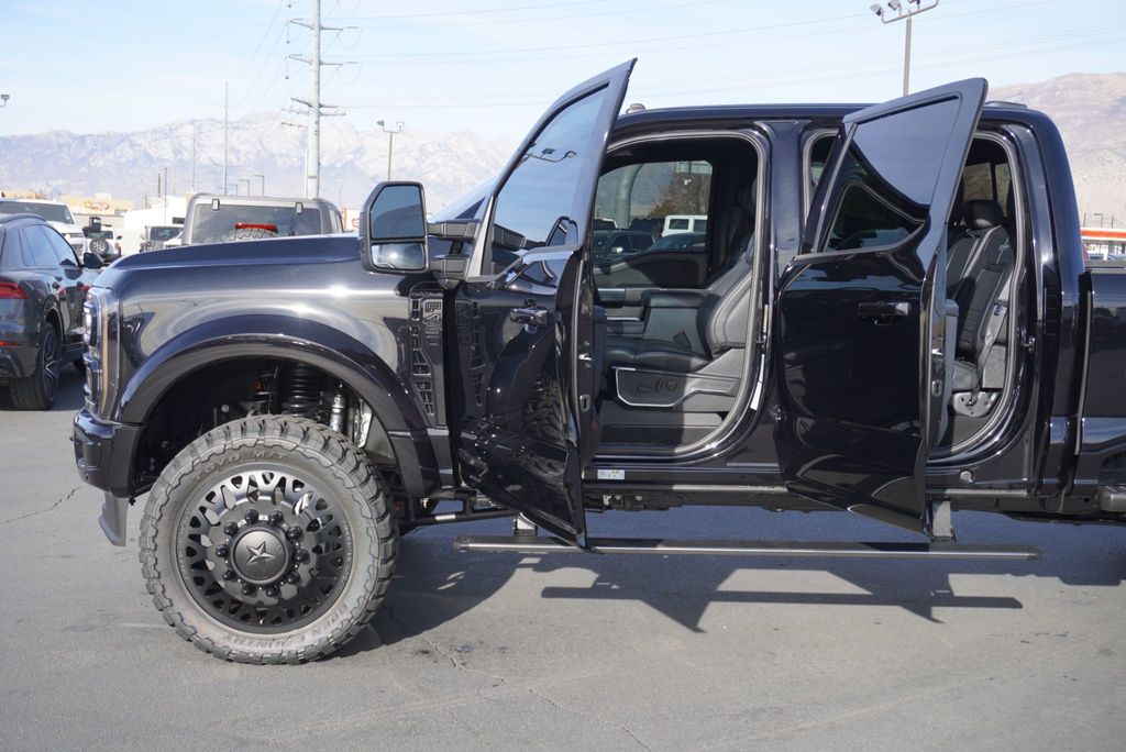 2025 Ford SUPER DUTY F-450 PLATINUM FX4 - 22944702 - 27