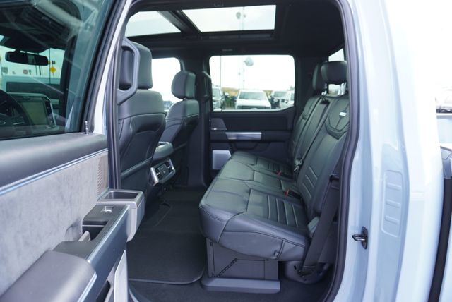 2025 Ford SUPER DUTY F-450 PLATINUM FX4 - 22944717 - 26