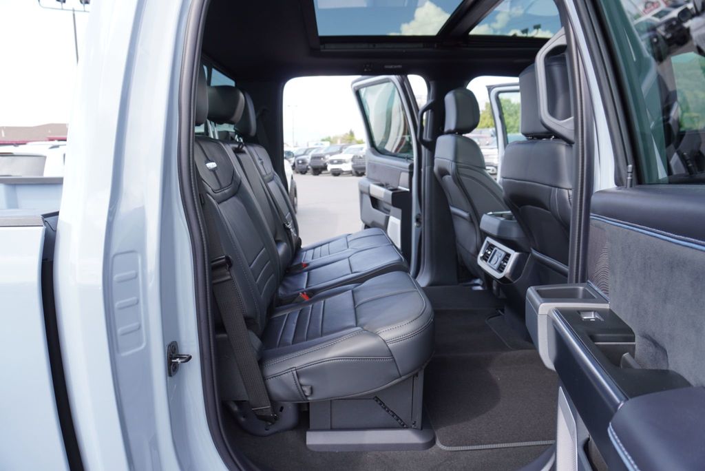 2025 Ford SUPER DUTY F-450 PLATINUM FX4 - 22953189 - 27