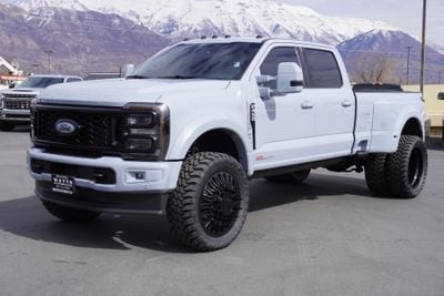 2025 Ford SUPER DUTY F-450 - 1FT8W4DM2SEC77230