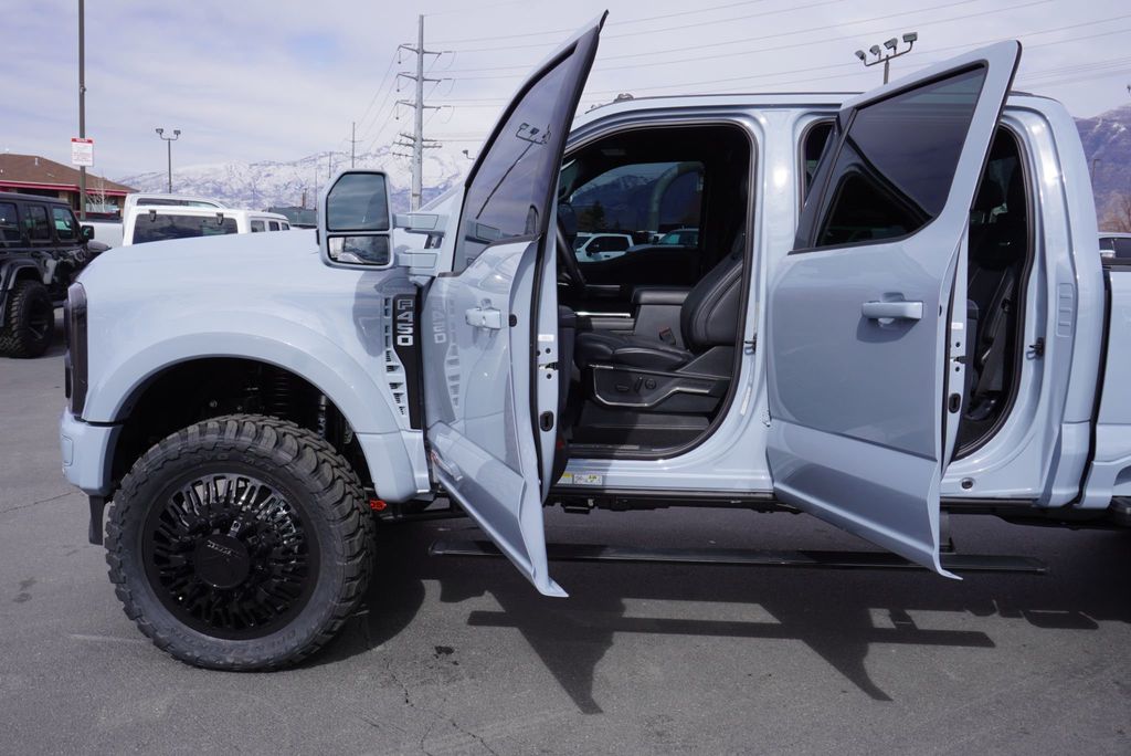 2025 Ford SUPER DUTY F-450 PLATINUM FX4 - 22995424 - 29