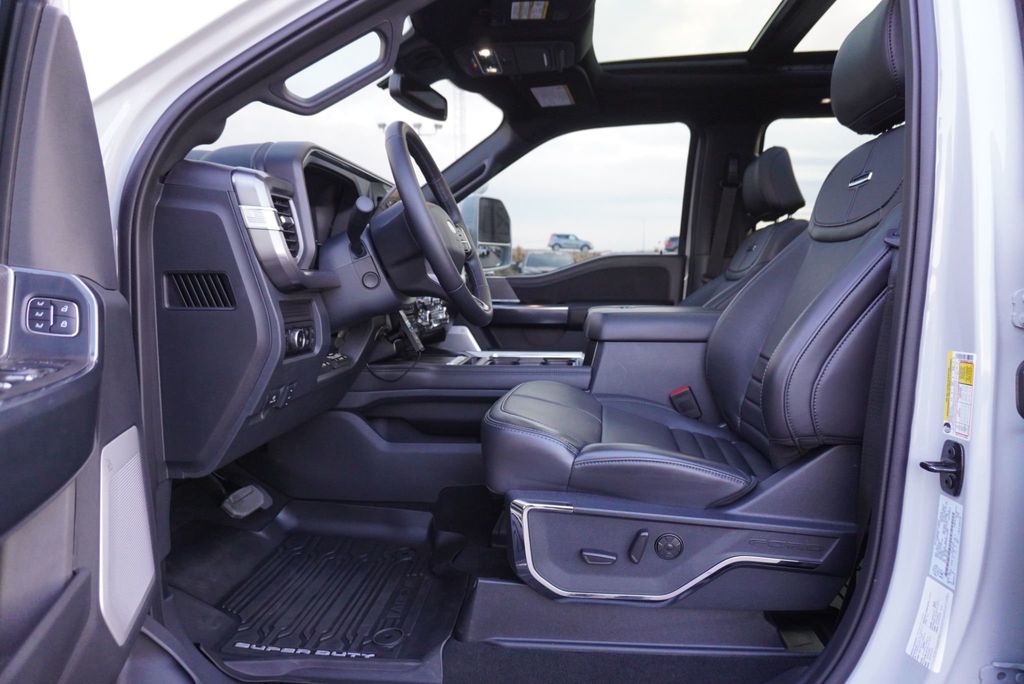 2025 Ford SUPER DUTY F-450 SEMA PLATINUM - 22945979 - 41