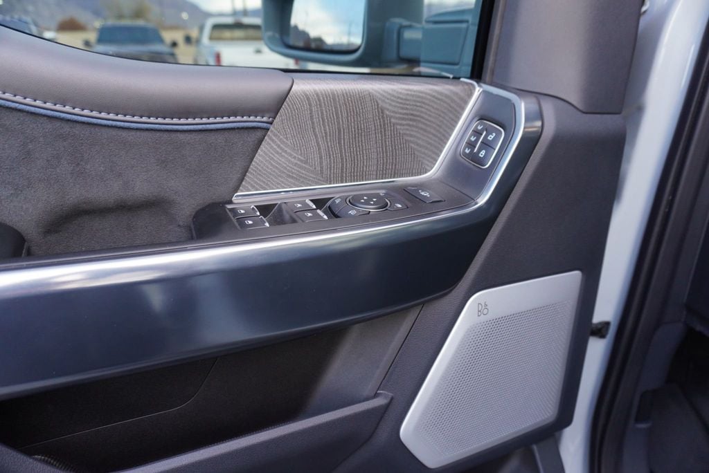 2025 Ford SUPER DUTY F-450 SEMA PLATINUM - 22945979 - 48