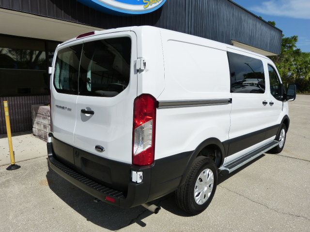 2025 Ford Transit's photo