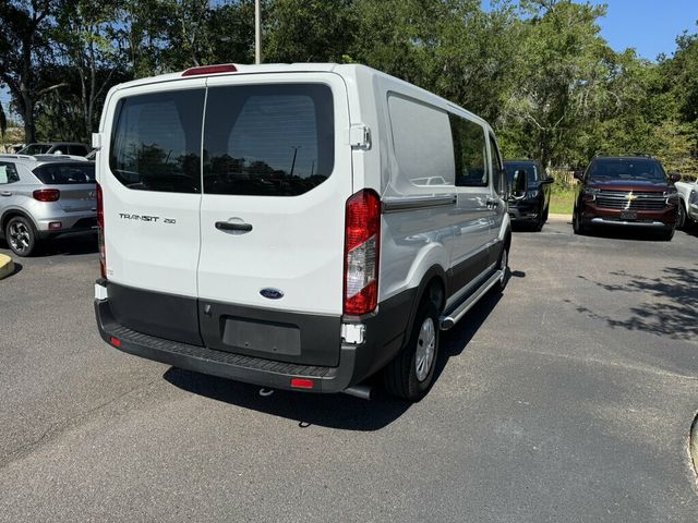 2025 Ford Transit Cargo Van T-150 130" Low Rf 8670 GVWR RWD - 23053574 - 8