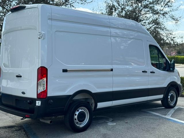 2025 Ford Transit Cargo Van T-250 148" Hi Rf 9070 GVWR RWD - 22986084 - 2