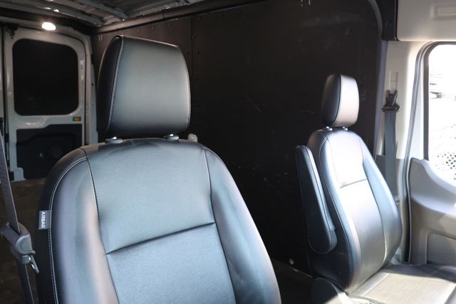 2025 Ford Transit Cargo Van T-250 148" Med Rf 9070 GVWR RWD - 23033883 - 26
