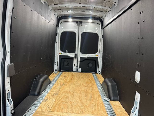 2025 Ford Transit Cargo Van T-350 148" EL Hi Rf 9500 GVWR RWD - 22973812 - 22