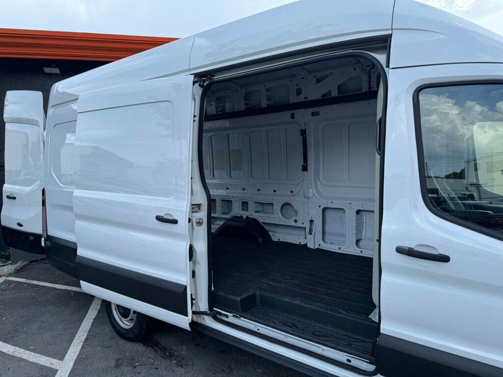 2025 Ford Transit Cargo Van T-350 148" EL Hi Rf 9500 GVWR RWD - 23061634 - 5